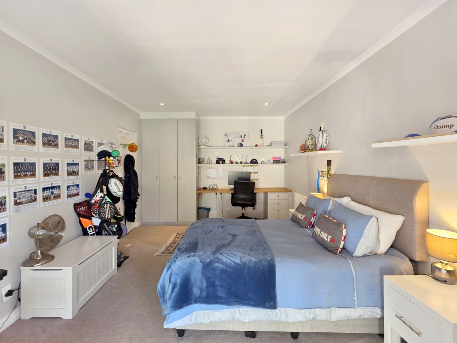 3 Bedroom Property for Sale in Constantia Western Cape